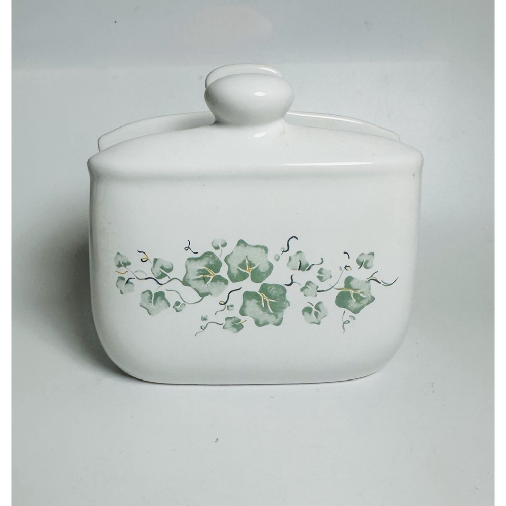 Vintage Coordinates Callaway Green Ivy Pattern Napkin Holder Jay Imports